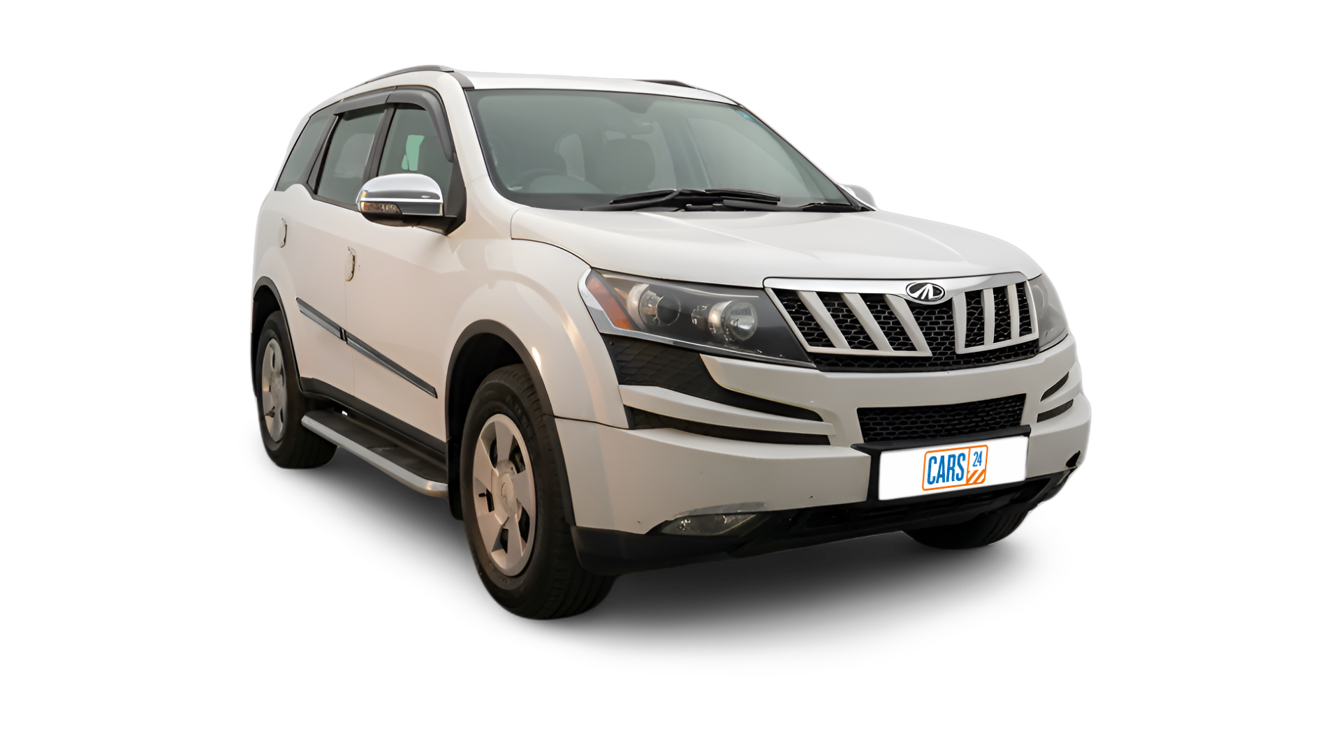Mahindra XUV500-img